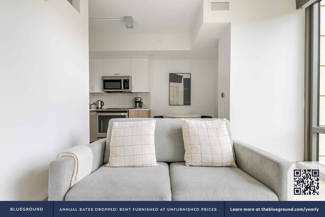 89 East Dedham Street - Photo 4 of 33