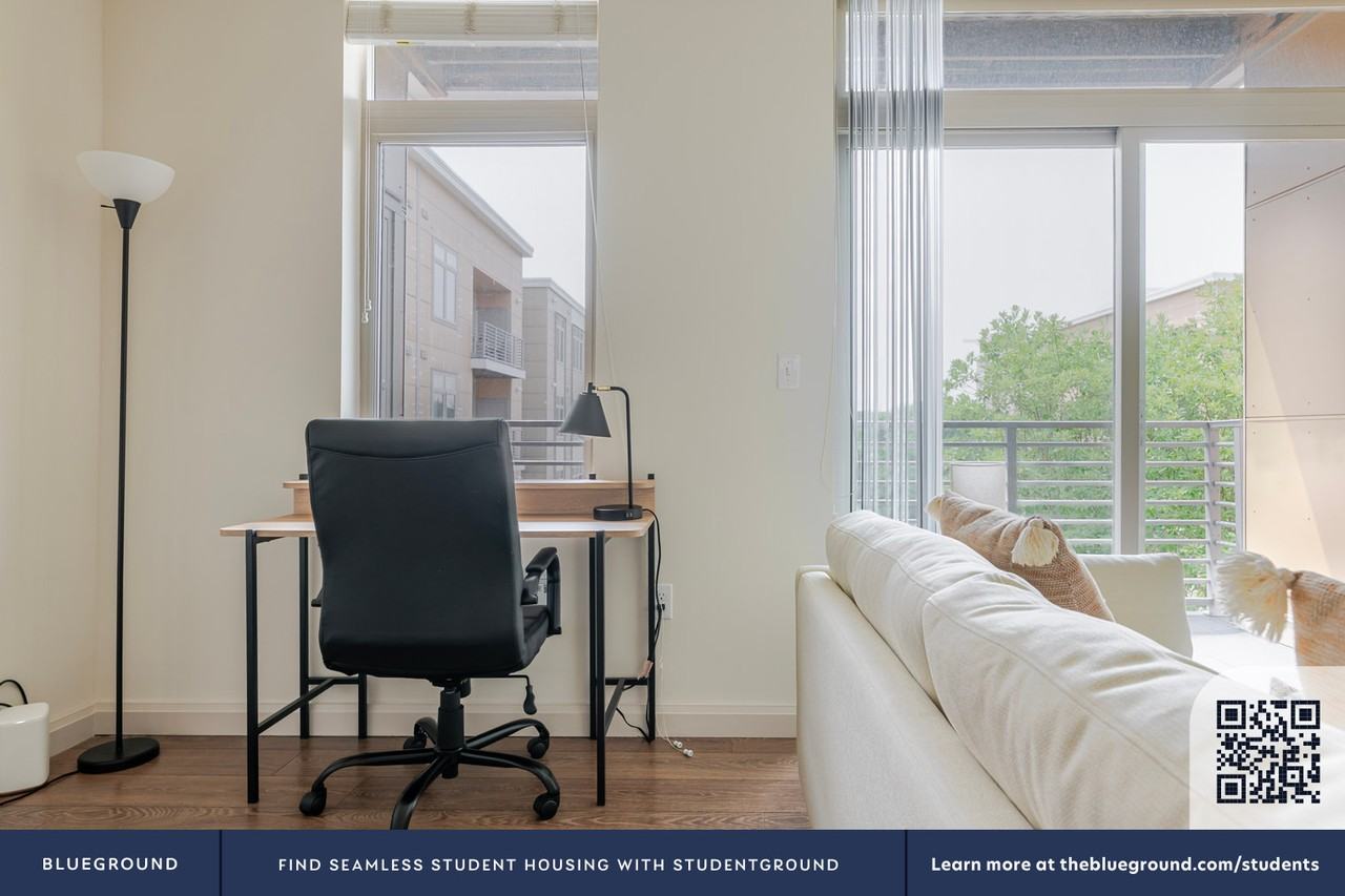 36 River St #1215 - Photo 7 of 46