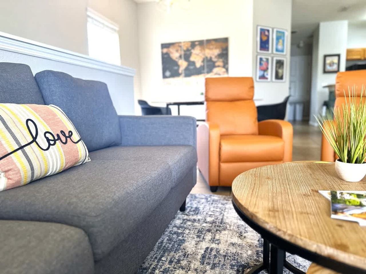 2769 Oakwater Dr #1261191P - Photo 5 of 50