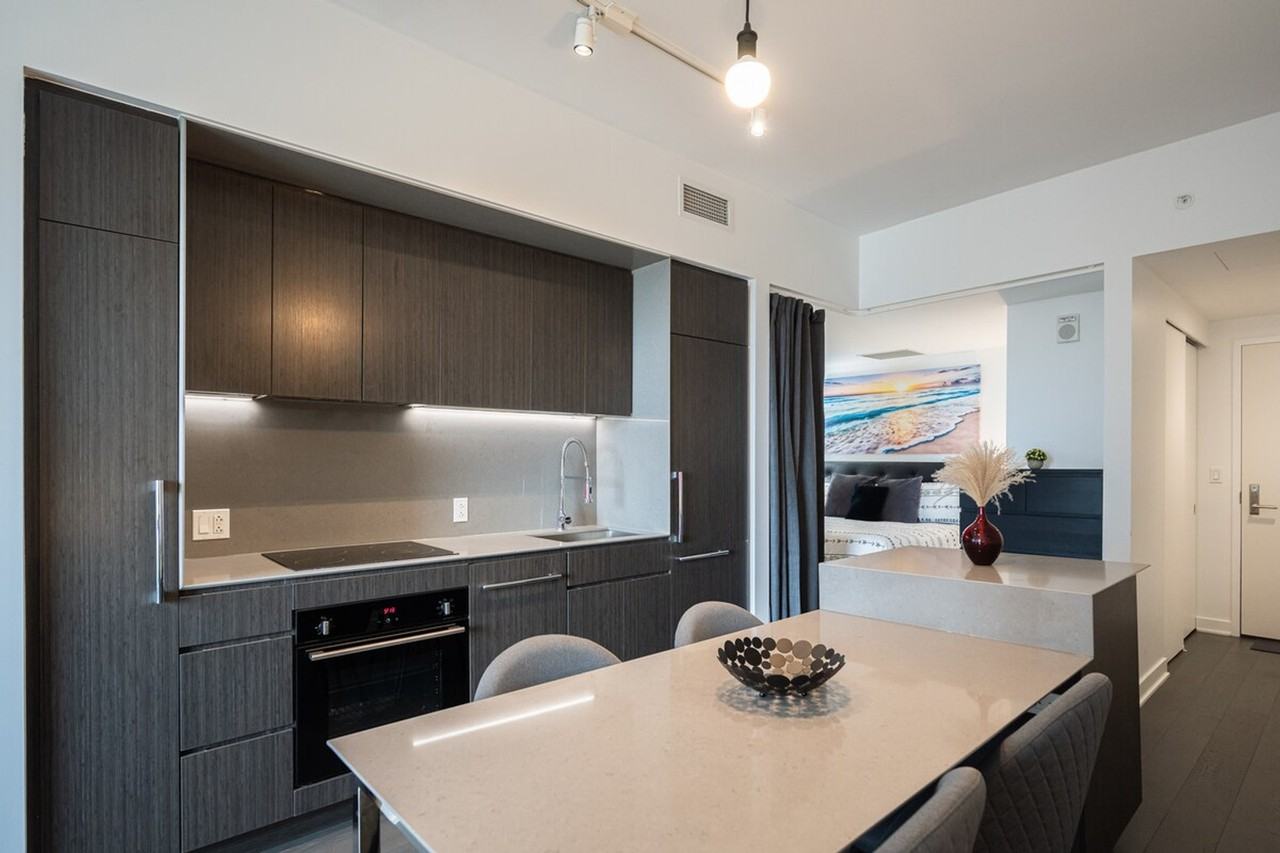 1080 Rue Stanley #1261798P - Photo 7 of 32