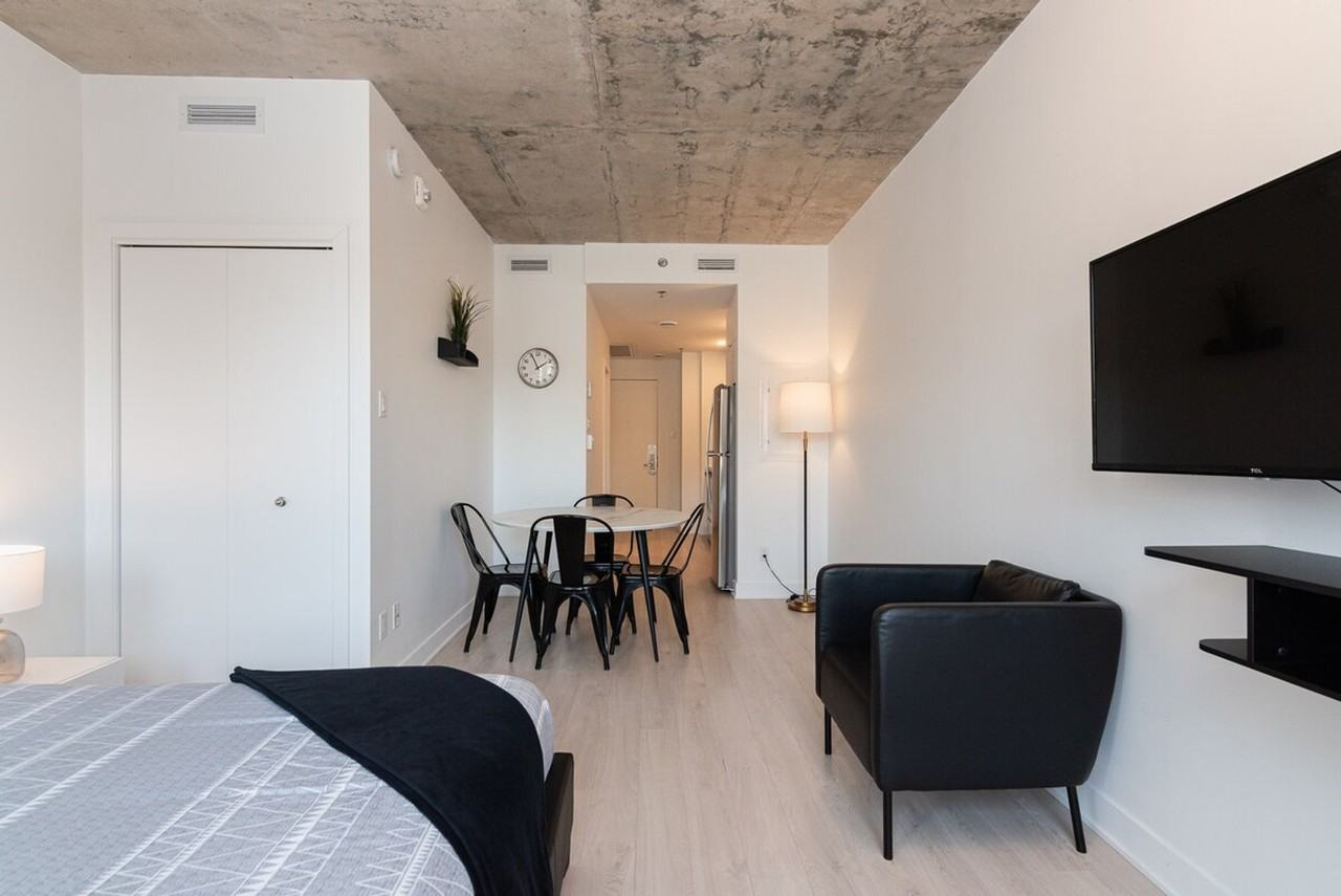 1441 Rue Saint-Urbain - Photo 2 of 20