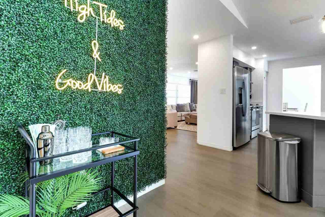 1514 Forest Lakes Blvd #1262269P - Photo 6 of 37