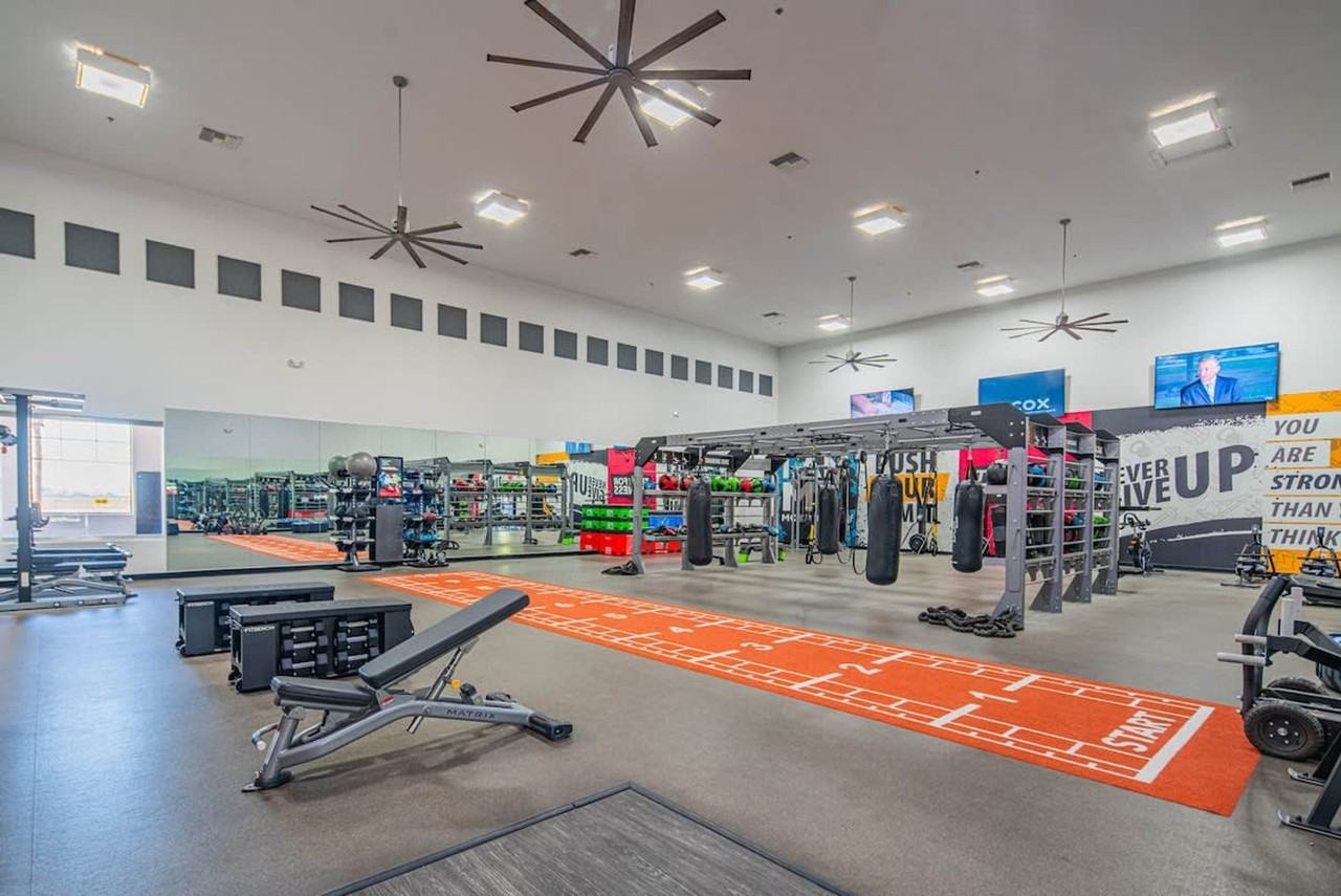 7455N N 95th Ave #1263150P - Photo 3 of 32