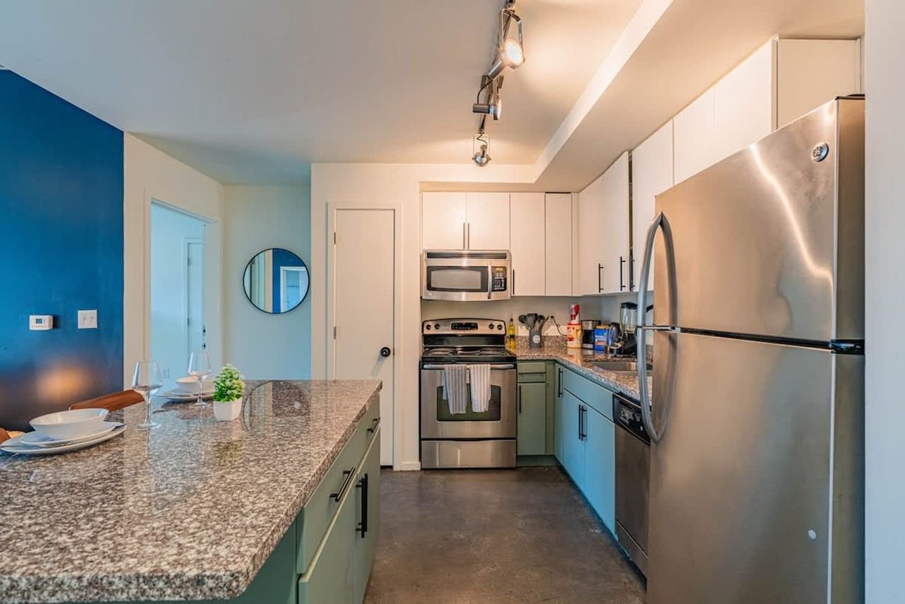 333 E Roosevelt St #1263211P - Photo 6 of 38