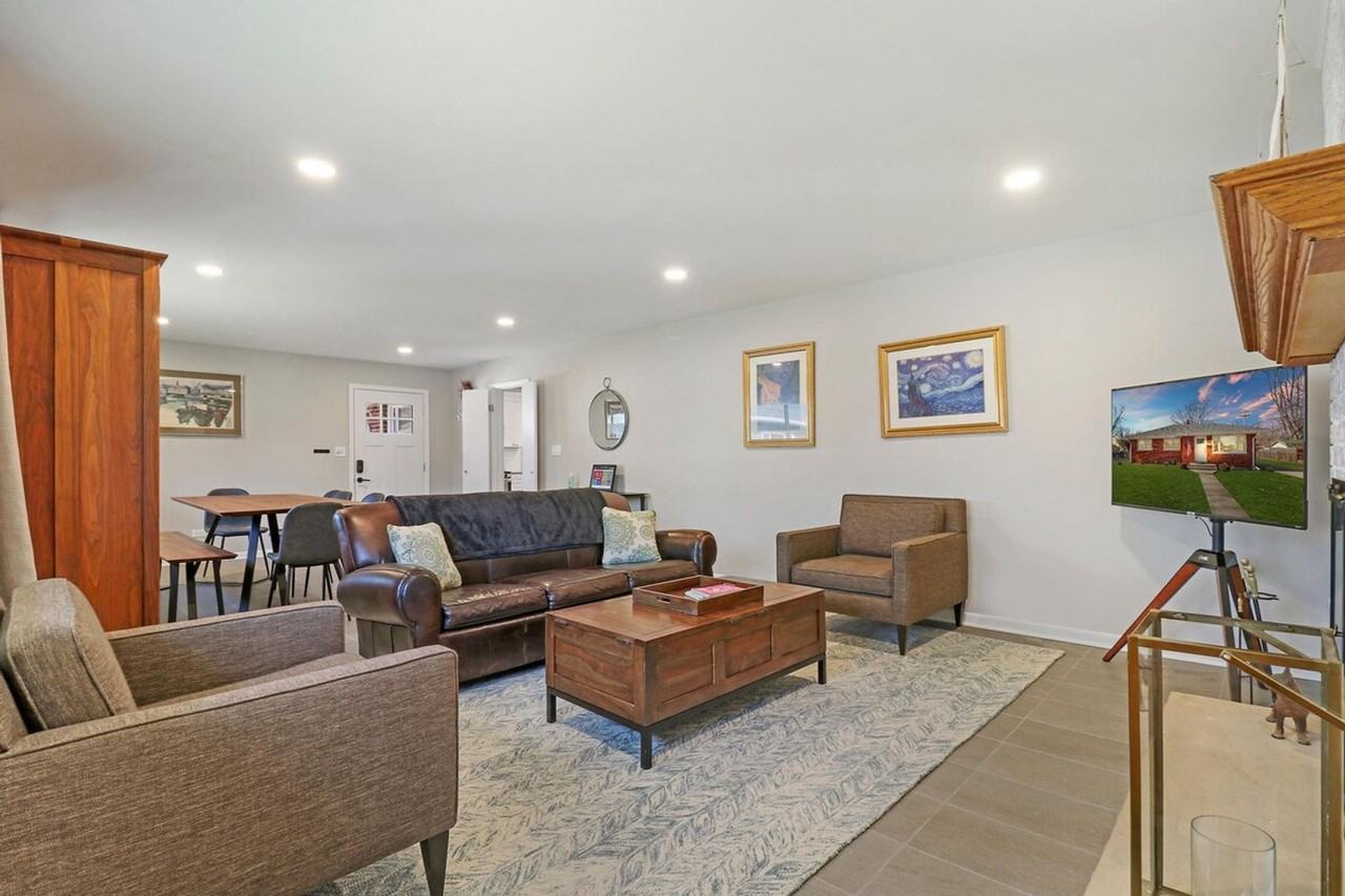 2532 N Jackson St #1265538P - Photo 2 of 42