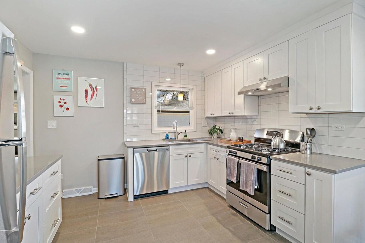 2532 N Jackson St #1265538P - Photo 3 of 42