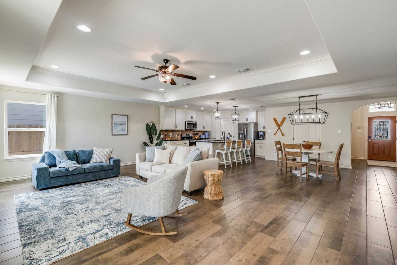 3230 Creek Side Dr #1268411P - Photo 3 of 37