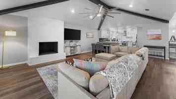 featured image of 6314 Senators Dr