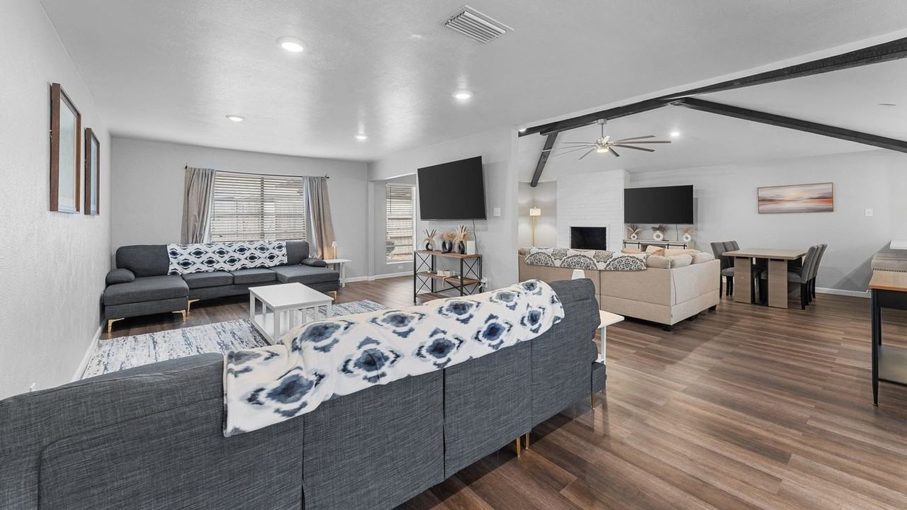 6314 Senators Drive #1268430P - Photo 7 of 37