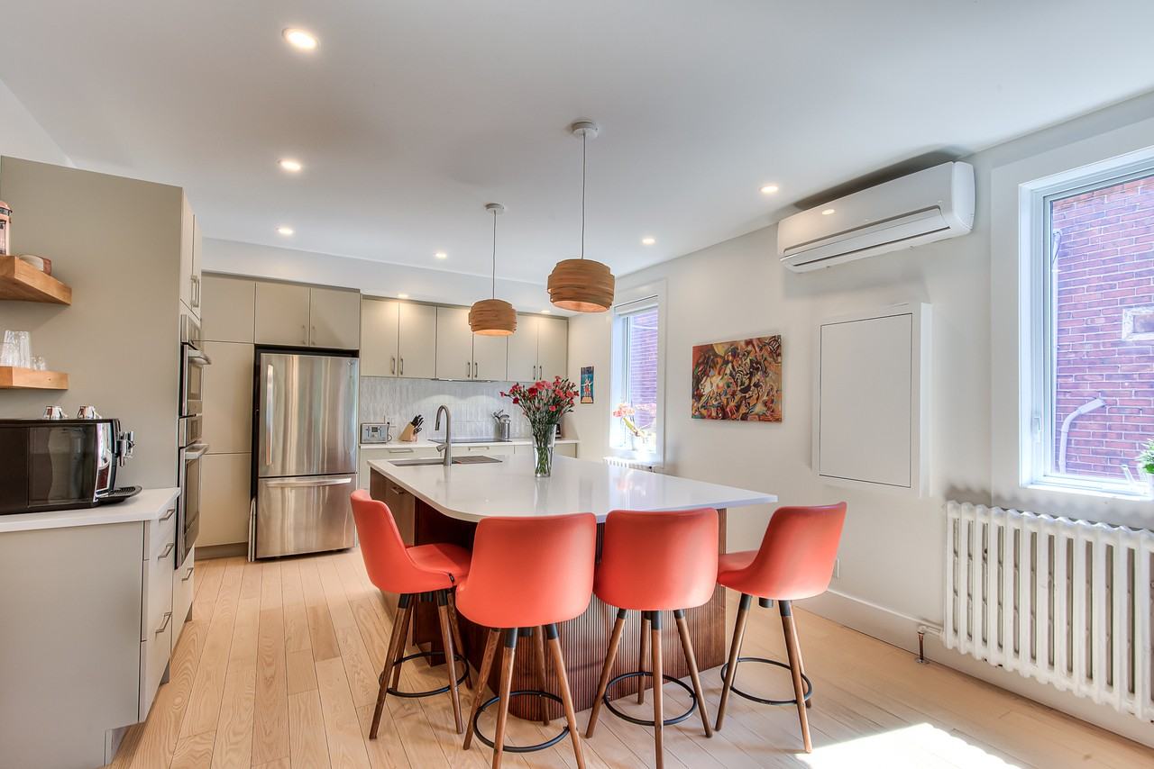 4928 Avenue Earnscliffe - Photo 2 of 15