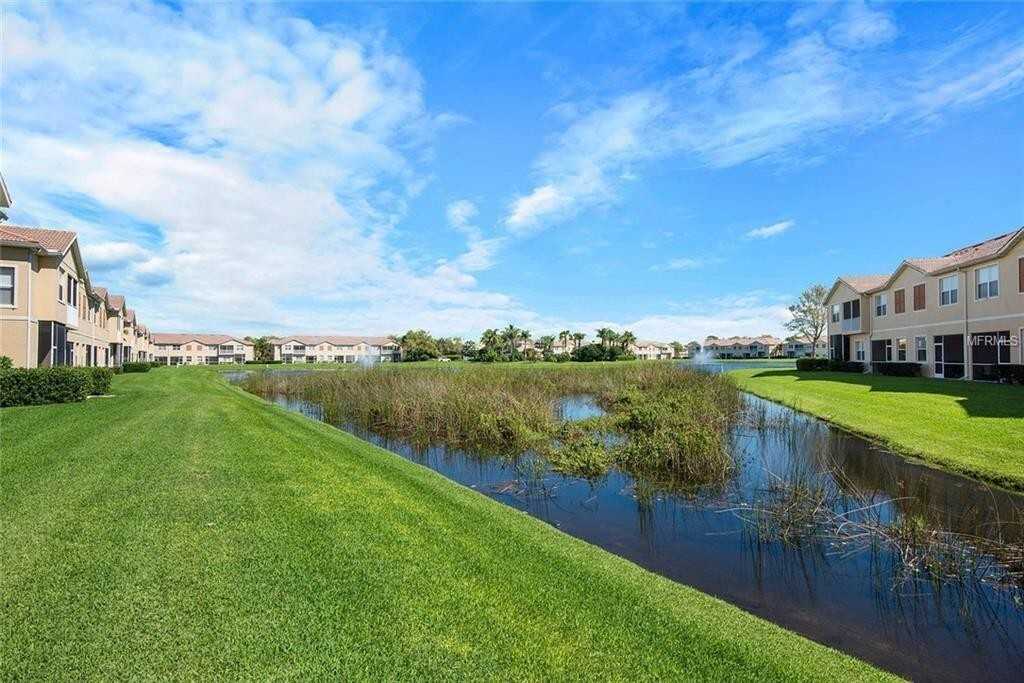 3742 Parkridge Cir #24-106 - Photo 5 of 12