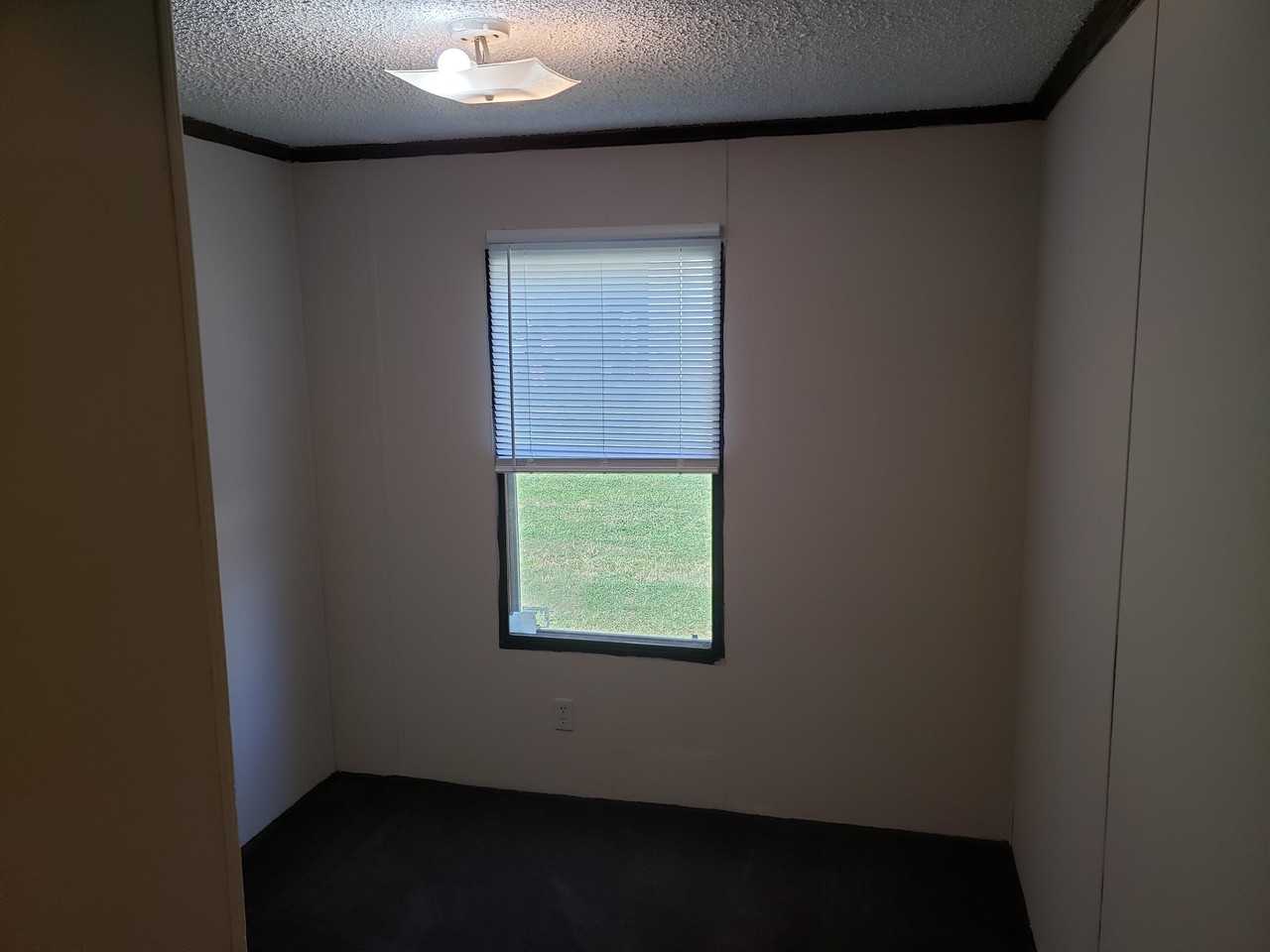 247 Ransdell Ln - Photo 3 of 12