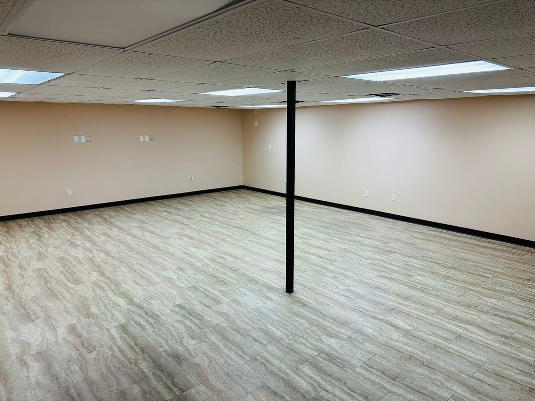 2307 Bandera Rd ##102 - Photo 3 of 12