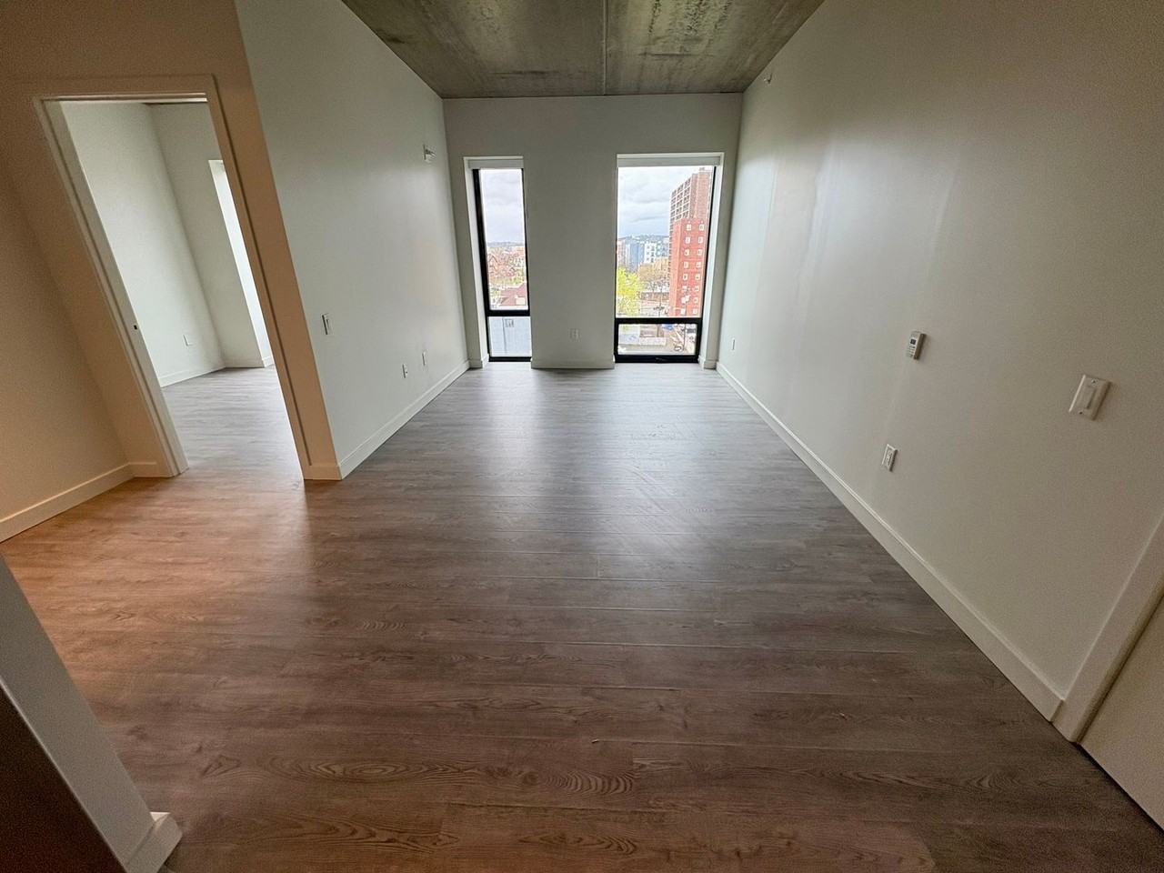 Baumhaus Apartments - Photo 7 of 13