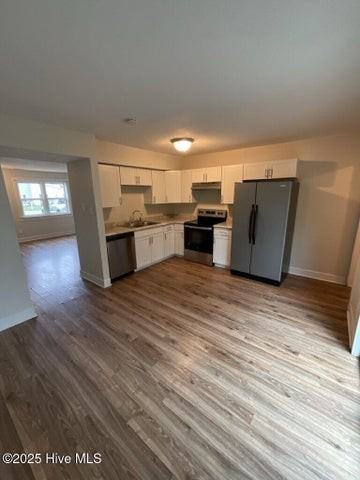 80 Balsam Court - Photo 3 of 12