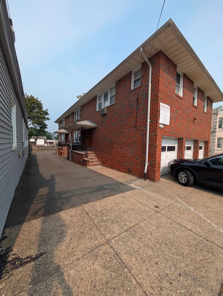 162-164 East 16th Street #1 - Photo 2 of 13