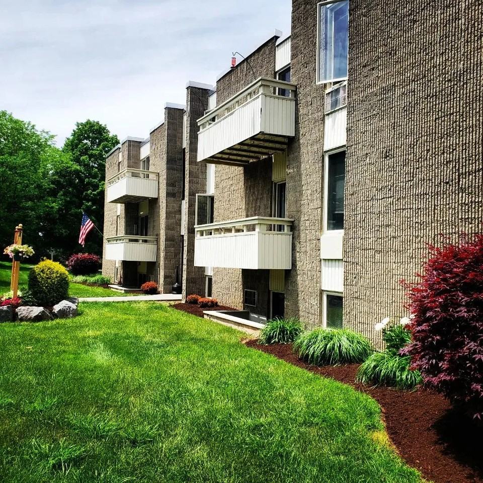 Village Terrace Apartment Homes - Photo 6 of 32