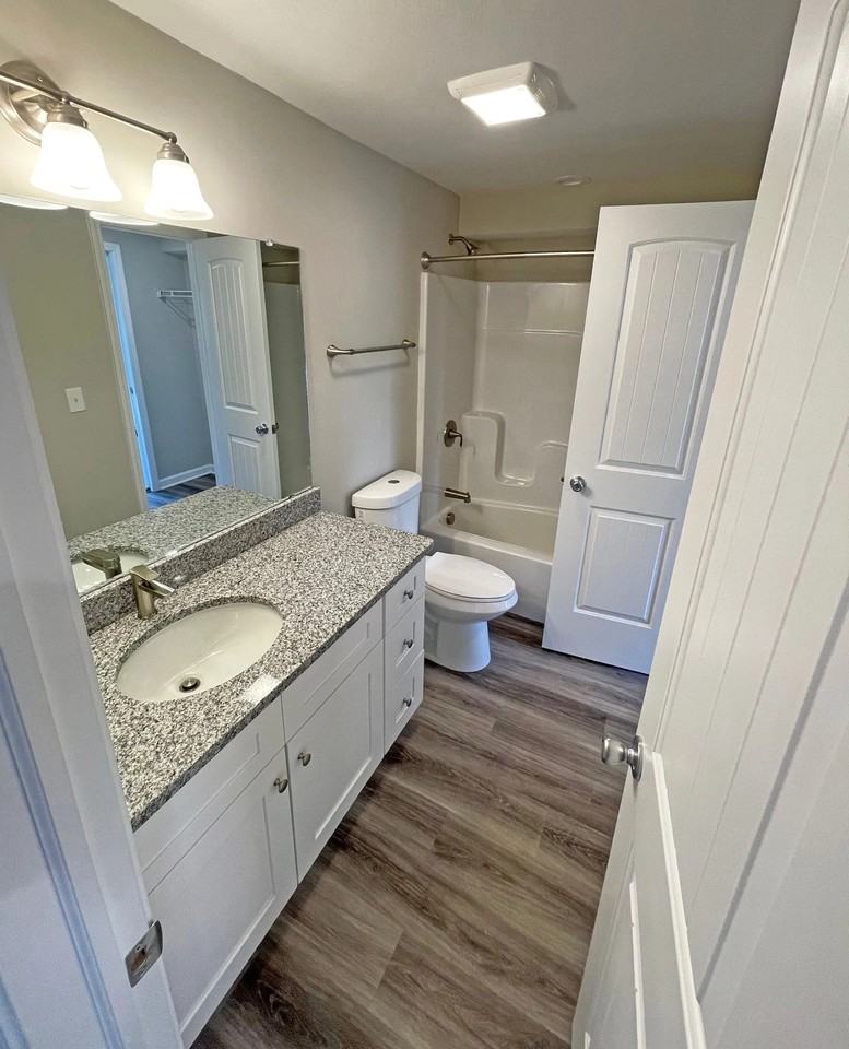 Clarendon Heights - Photo 4 of 25