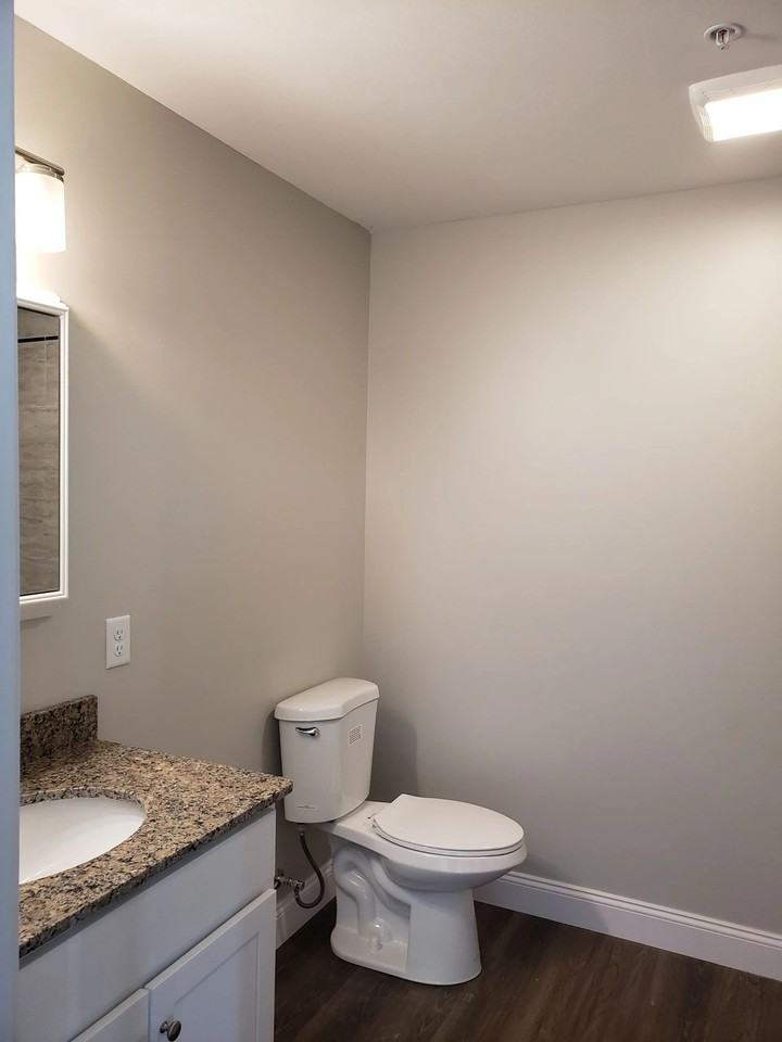 Newbury Apartment Homes - Photo 6 of 25