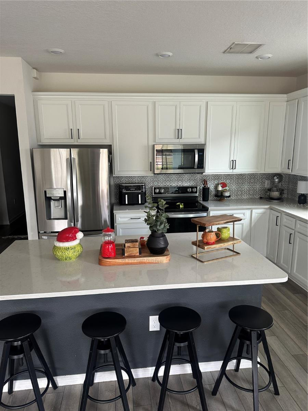 36887 Highland Meadows Ct - Photo 3 of 9