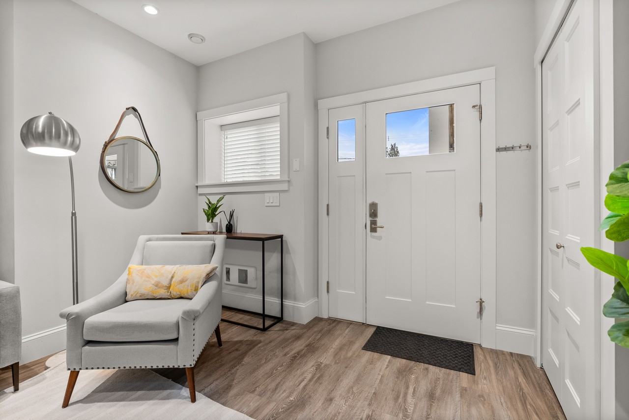 459 17th Street East #B - Photo 2 of 15