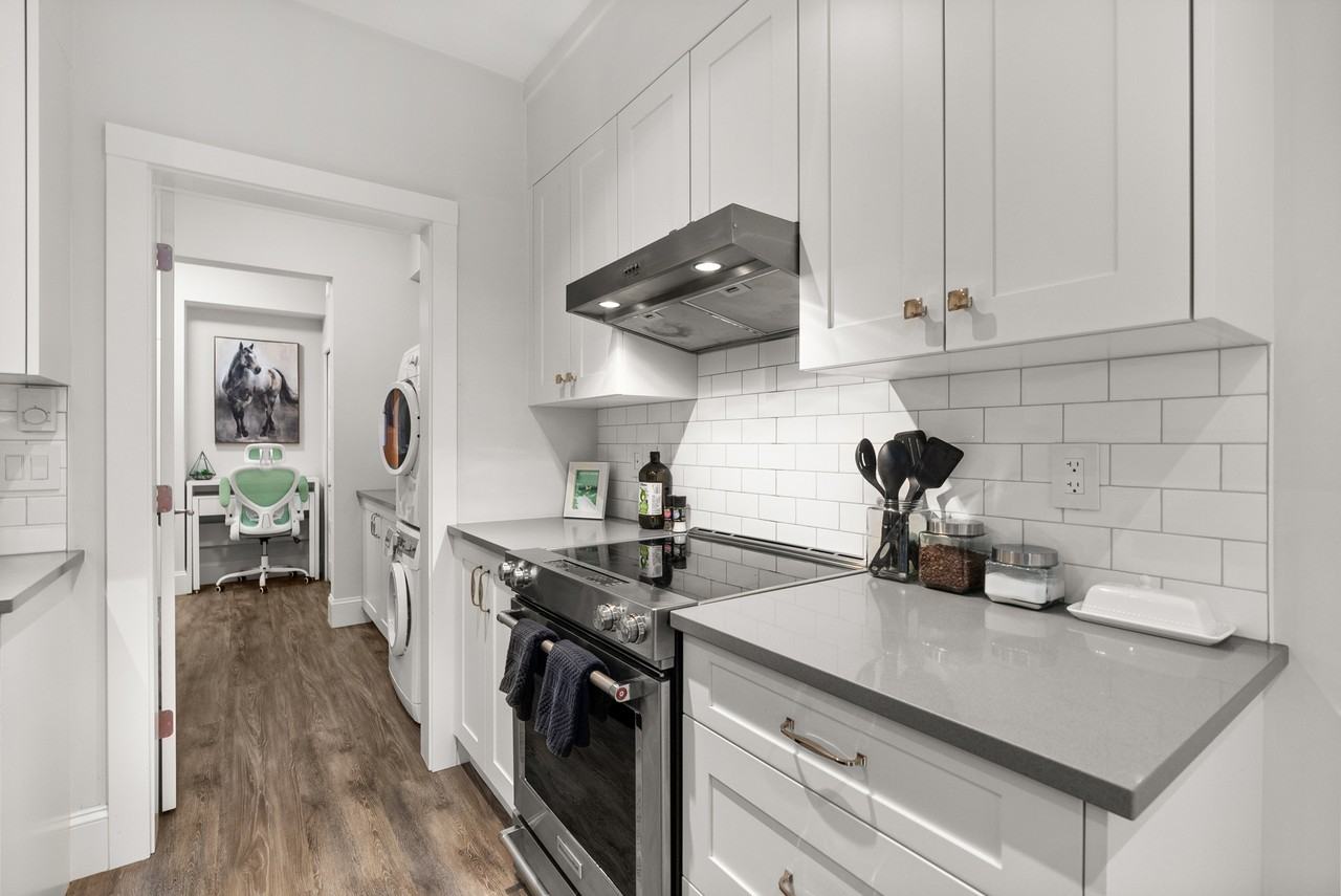 459 17th Street East #B - Photo 3 of 15