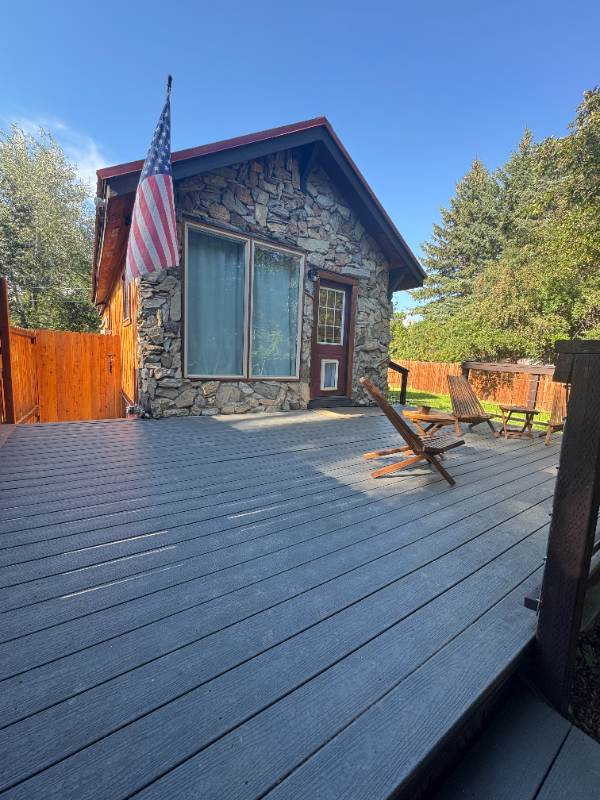 1047 Columbia Ave #A - Photo 7 of 11