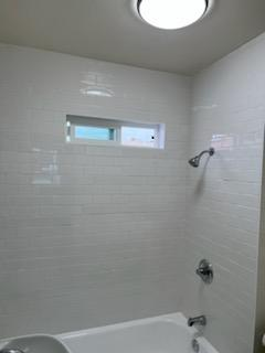 1709 W 25th St #3 - Photo 4 of 8