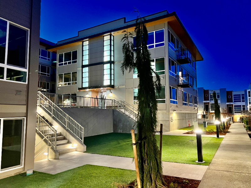 2330 Yakima Ct #B402