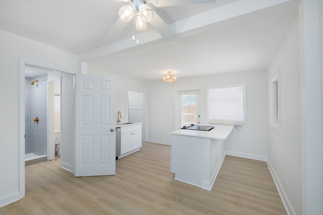 618 7th Ave N #1 - Photo 2 of 13