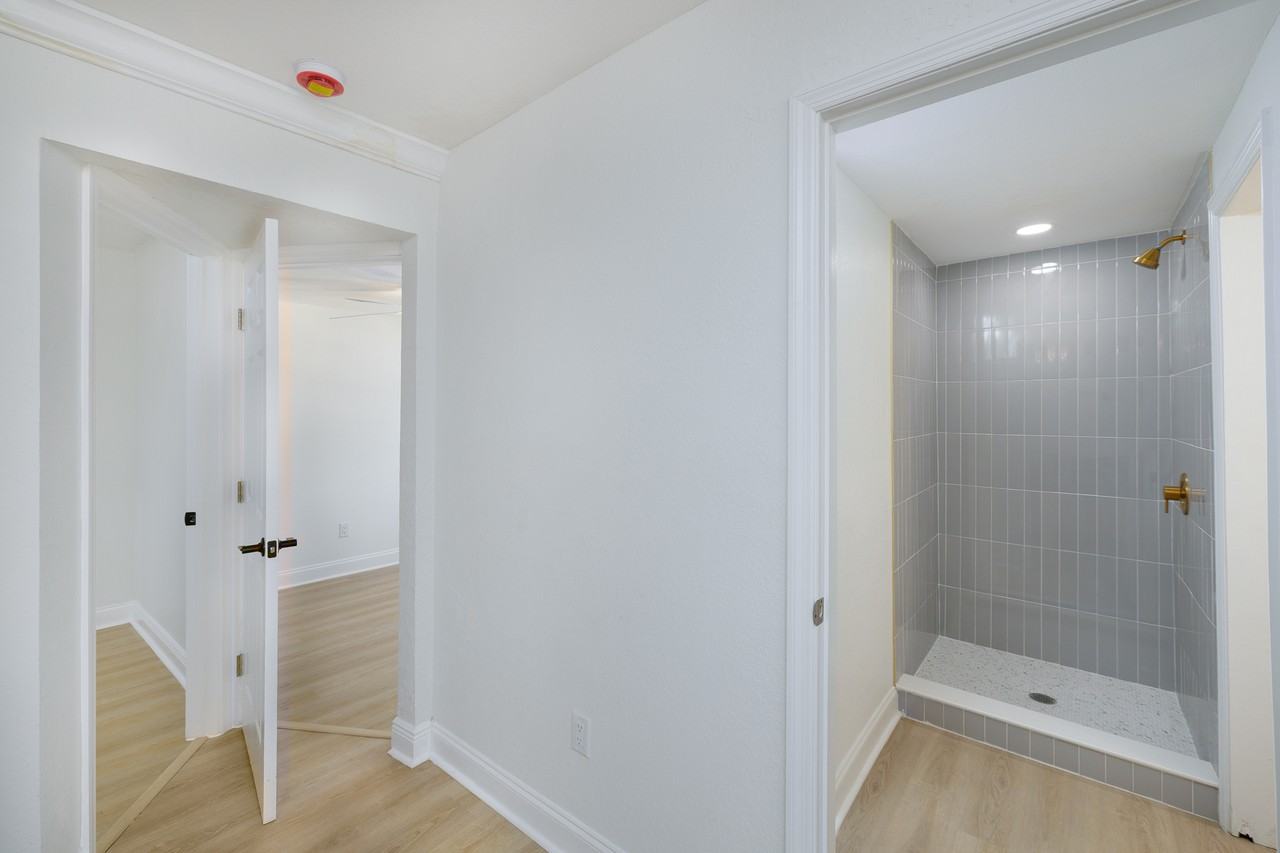 618 7th Ave N #A - Photo 7 of 13