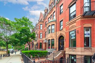 270 Newbury St #10B - Photo 1 of 1