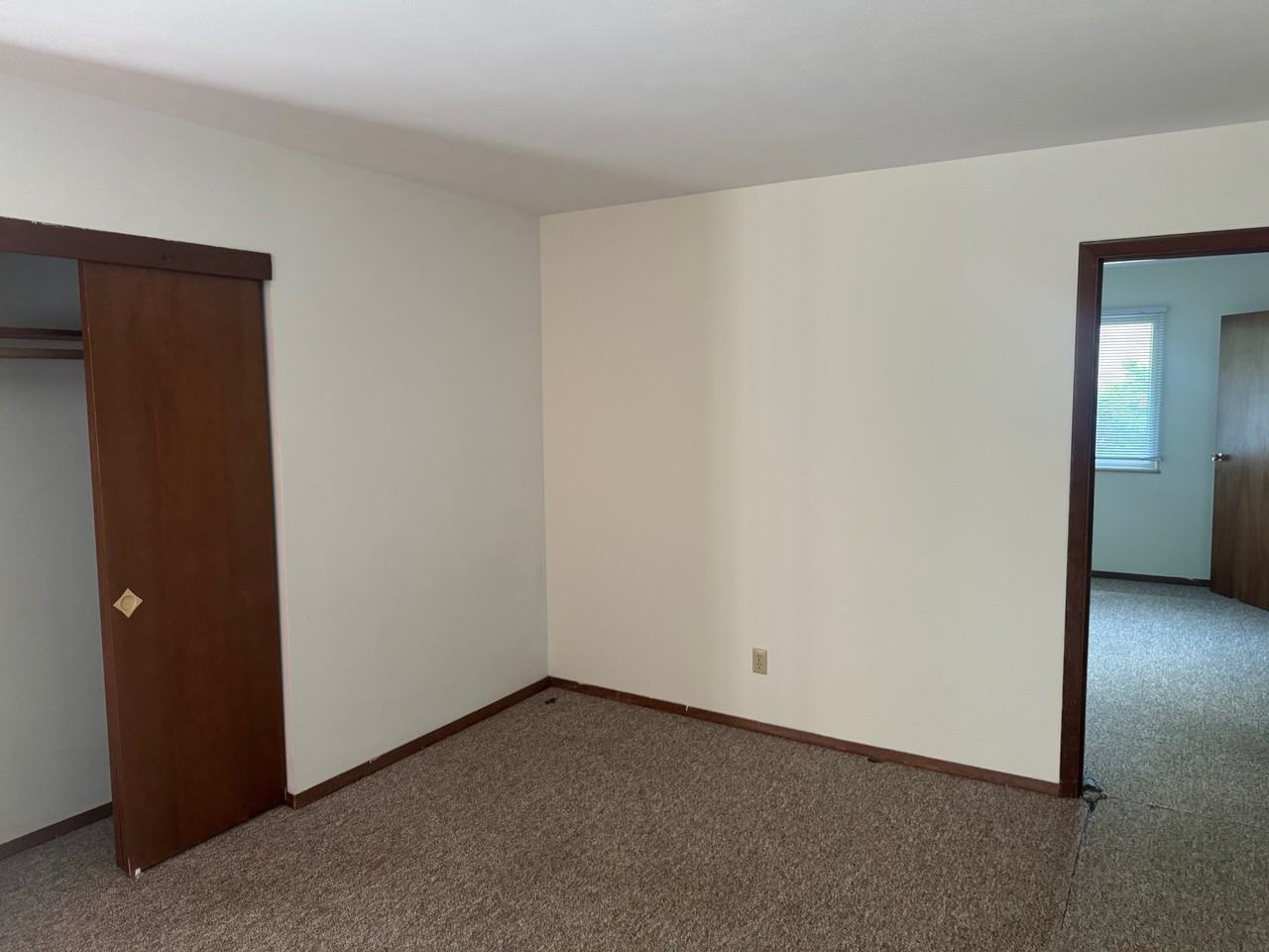 709 S Randolph St #NA - Photo 3 of 5