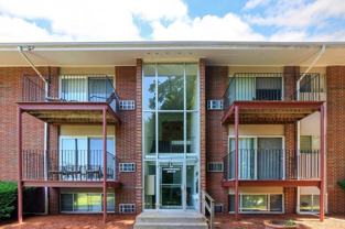 10 Longwood Dr #5 - Photo 1 of 1