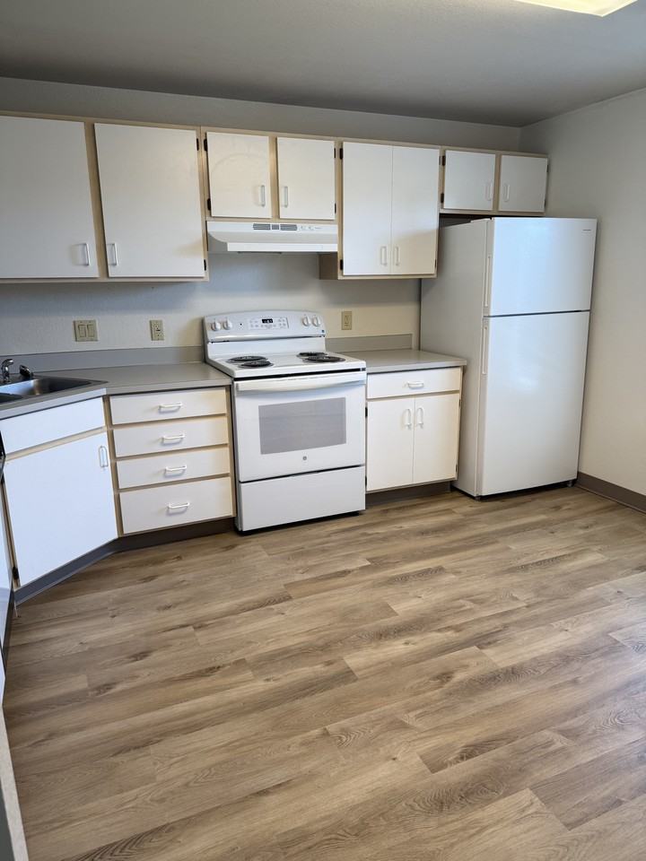 908 N 34th Ave #NA - Photo 2 of 11
