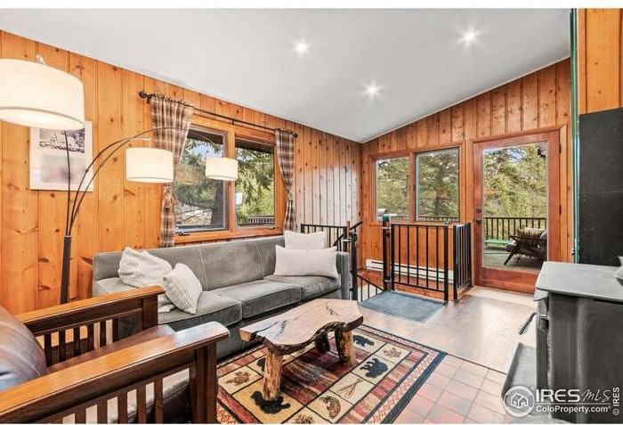 838 Lakeshore Dr #NA - Photo 3 of 8