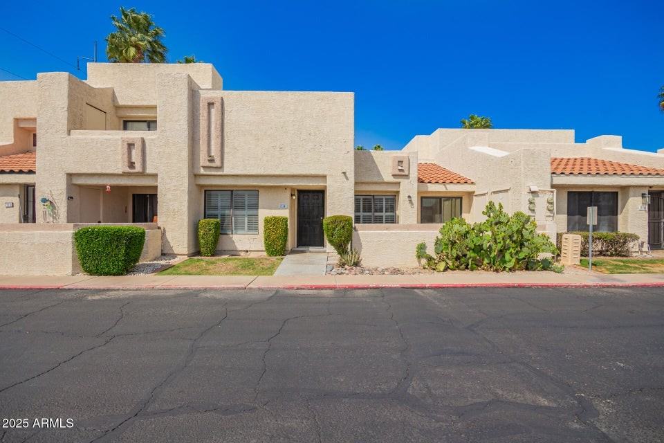 714 E Morningside Dr #1 - Photo 5 of 12