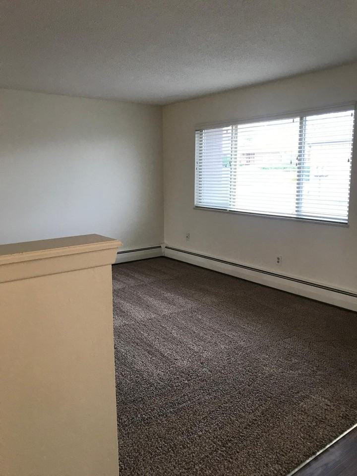 333 23rd Ave #1 - Photo 7 of 14