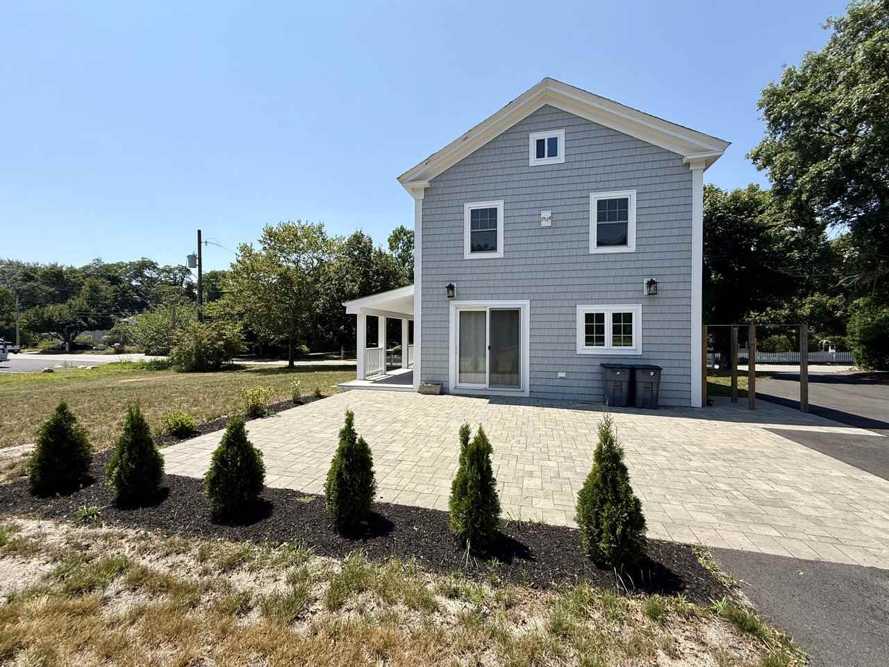 209 Bank St #NA - Photo 2 of 21