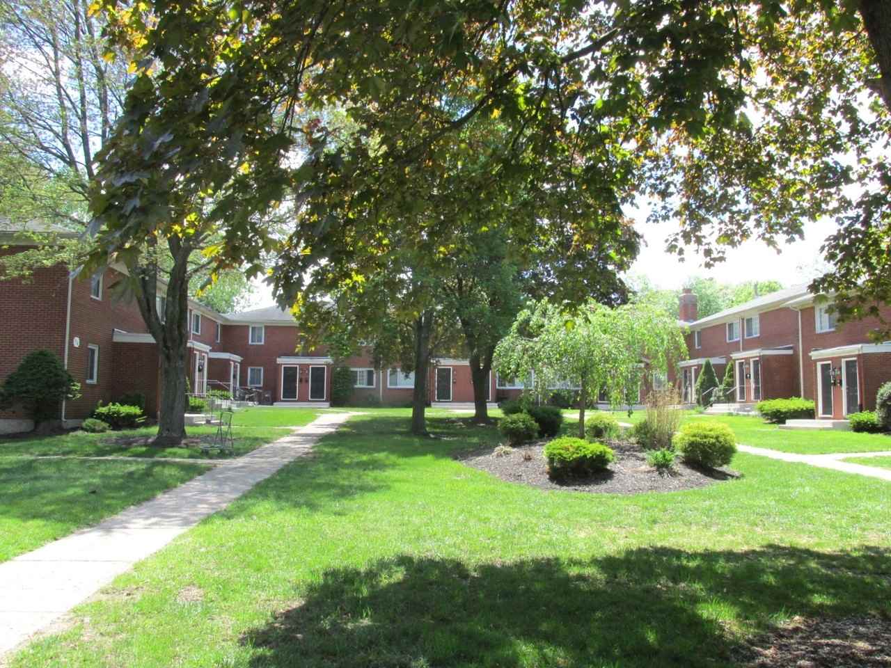 426 Middle Tpke W #52 - Photo 3 of 13