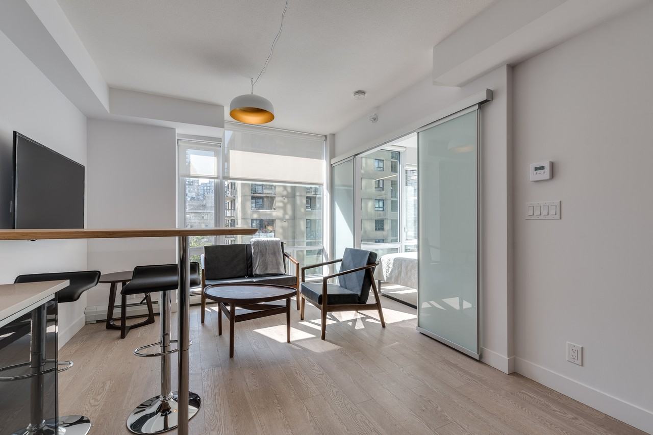 1283 Howe Street - Photo 3