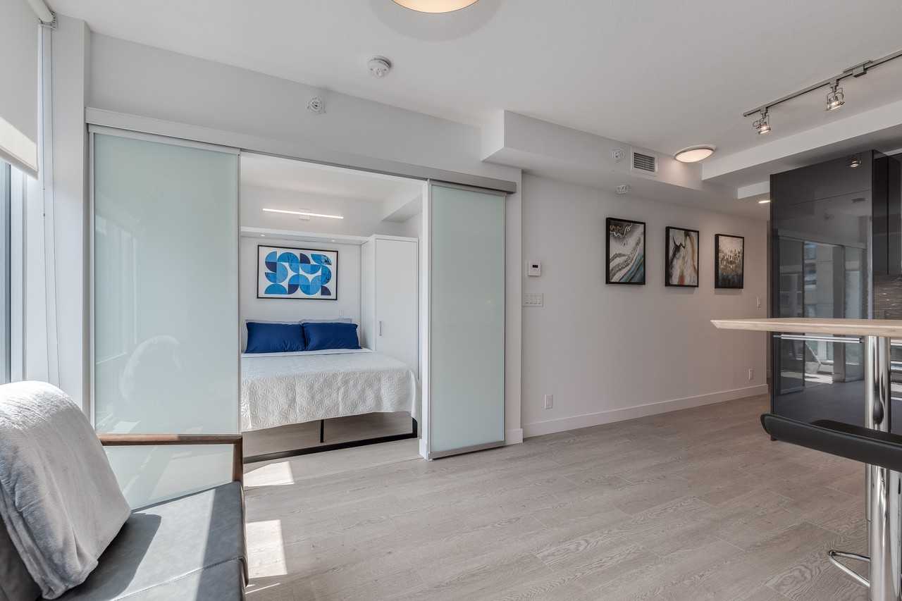 1283 Howe Street - Photo 10