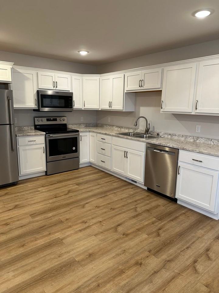 The Cottages - Photo 3 of 13