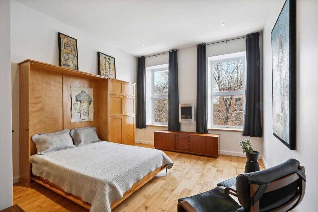 1930 Avenue Papineau #209 - Photo 3 of 14