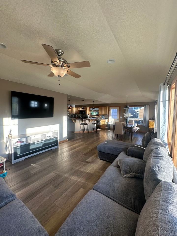 219 Jackson Peak Dr - Photo 7 of 25