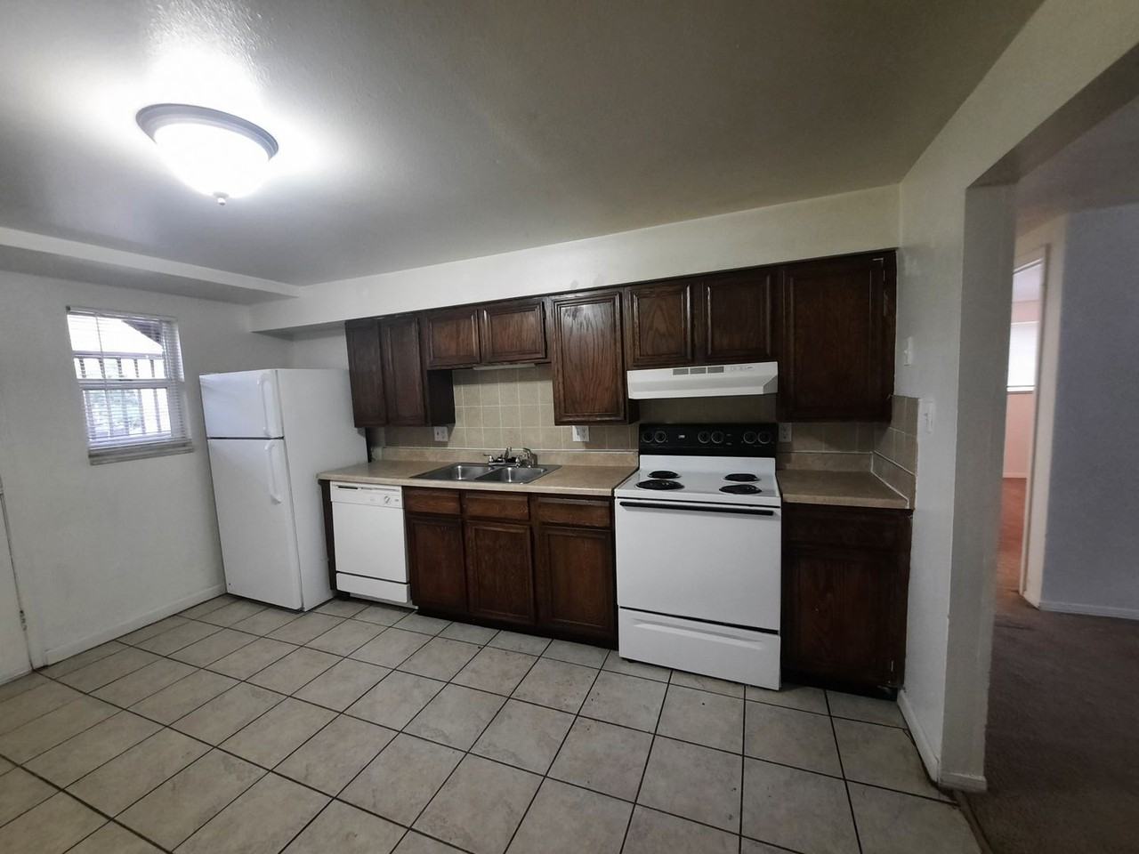 18245 W 3rd Pl - Photo 7 of 20