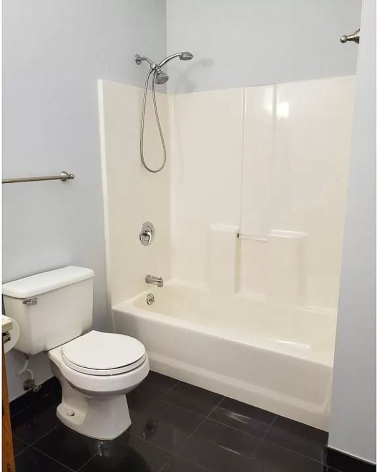 6501 Brent Dr - Photo 6 of 9