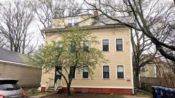 featured image of 1596 Westminster St