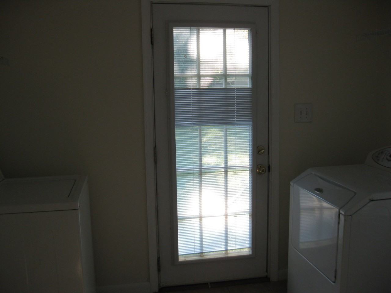 1216 Hazel Ave - Photo 7 of 11