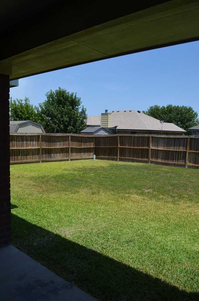 4406 Esta Lee Ave - Photo 3 of 22